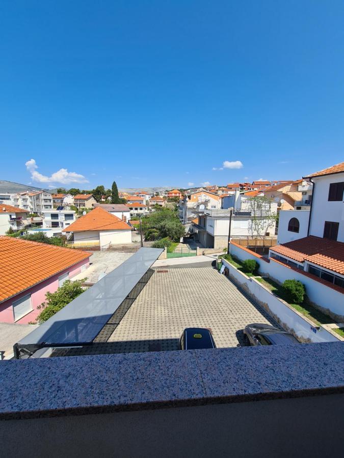 טרוגיר Modern Apartment Near The Sea-Mise מראה חיצוני תמונה