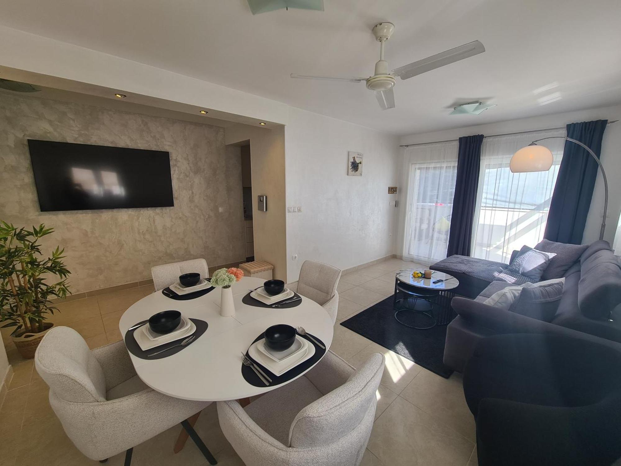 טרוגיר Modern Apartment Near The Sea-Mise מראה חיצוני תמונה