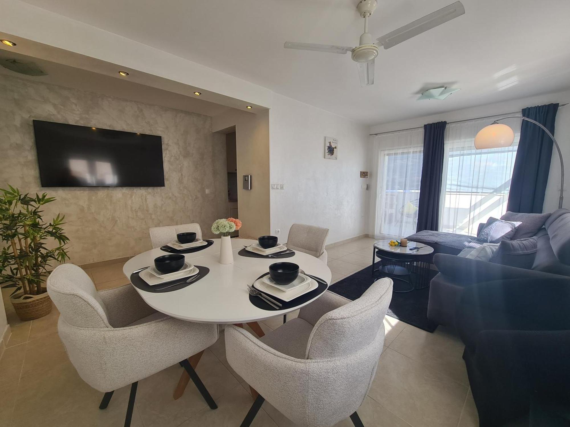 טרוגיר Modern Apartment Near The Sea-Mise מראה חיצוני תמונה